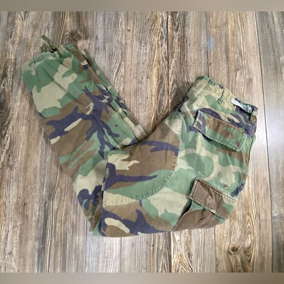Vintage Military Pants Mens Medium Regular 34x31 Camo Woodland Combat Trousers - Picture 1 of 11
